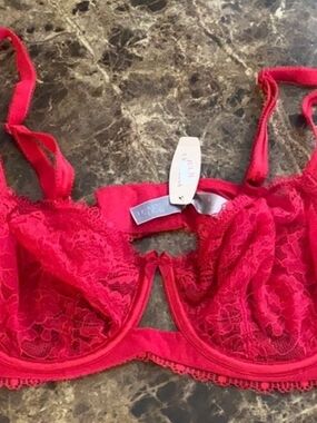 Victoria's Secret Red Lace Underwire Bra with Cutout Detail